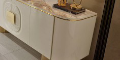 Farella Luxury Dining Room Set