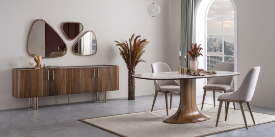 Brownie Dining Room Set