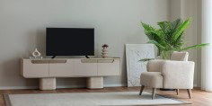 Pera Dining Room Set
